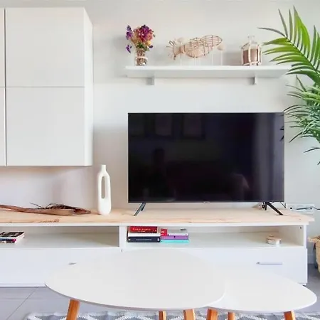 Victoria Playa By Costa Apartment